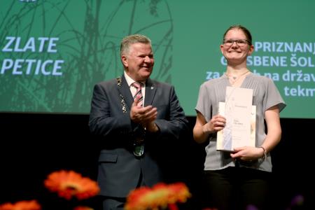 ZLATE PETICE 18 FOTO LJUBO VUKELIČ